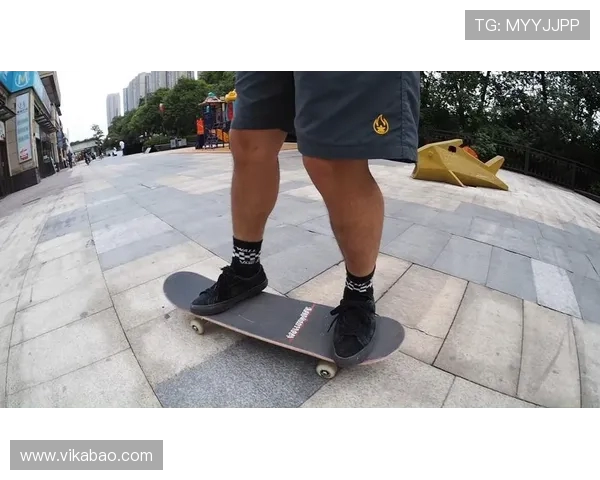 南京滑板队的防守策略揭秘与滑板深度分析探讨